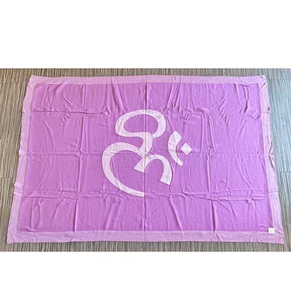 Pink Lemonade Om Namaste Ruby/Cerise/Pink Yoga Blanket - Picture 1 of 3